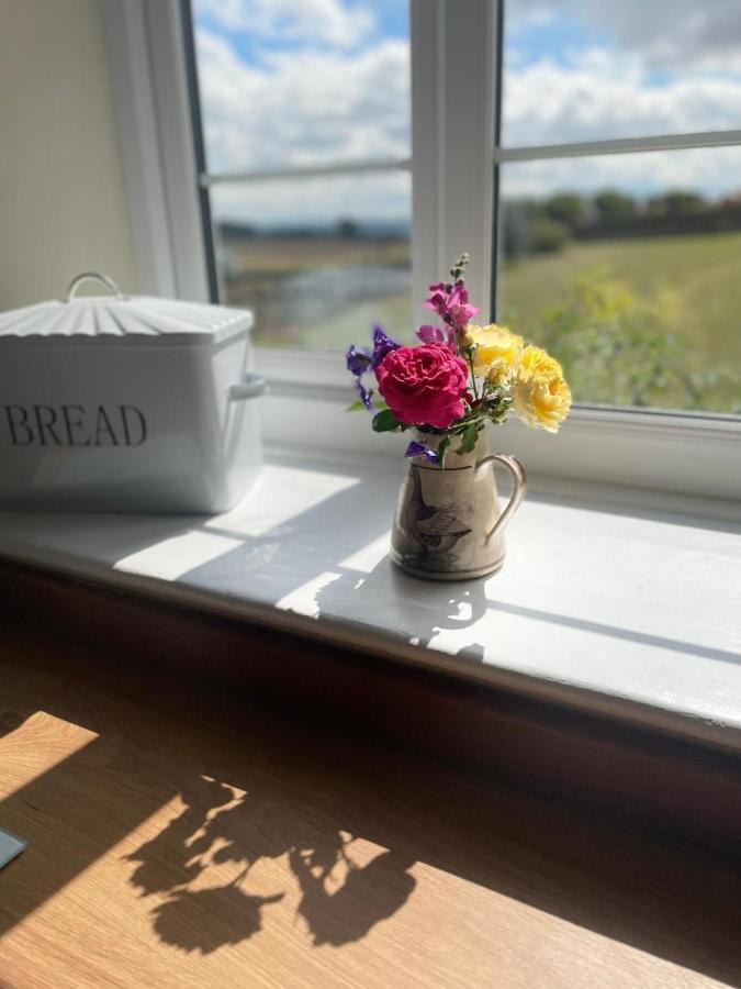 Luxury Farmhouse With Stunning Views And Hot Tub Ebberston Экстерьер фото