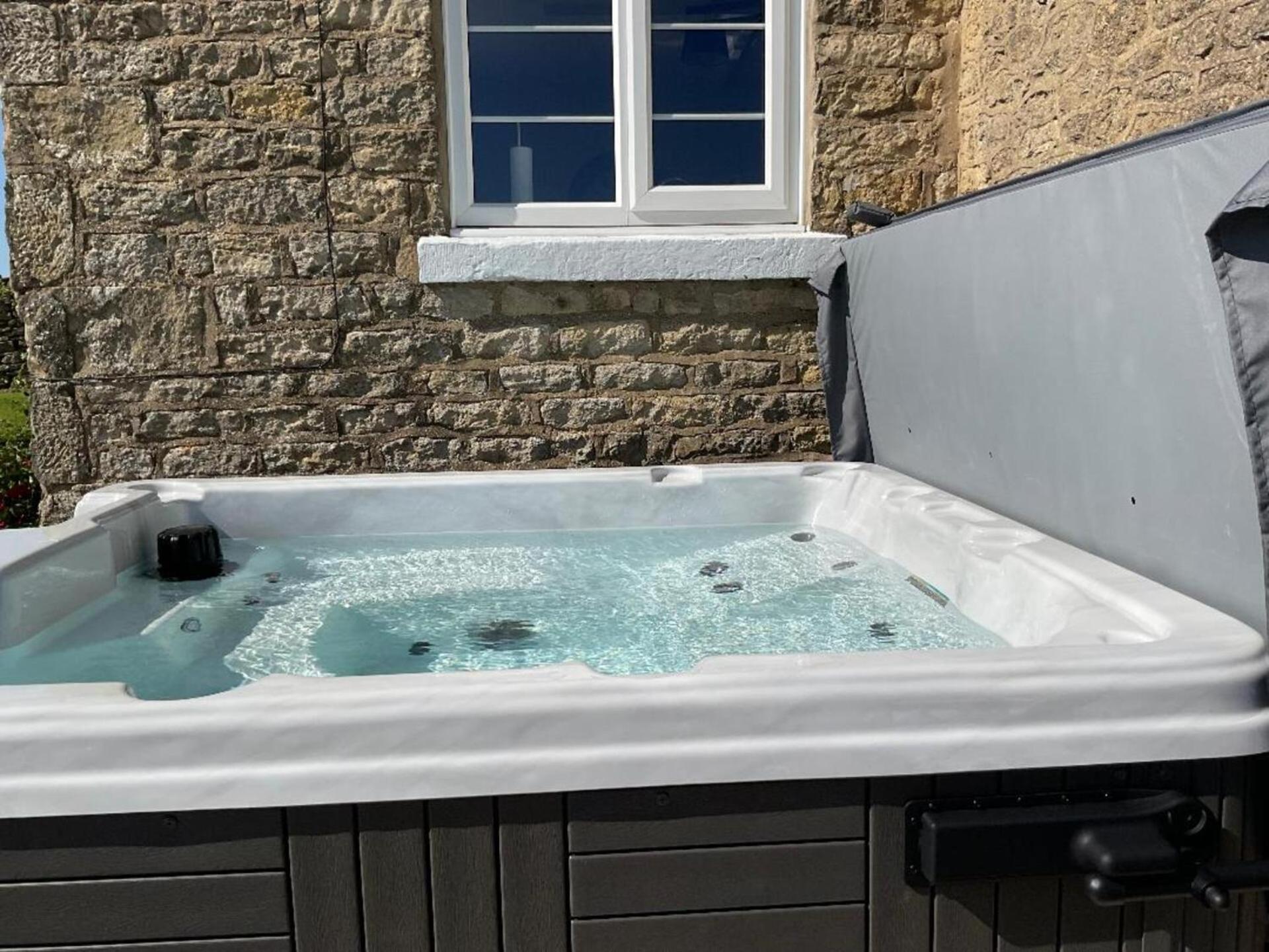 Luxury Farmhouse With Stunning Views And Hot Tub Ebberston Экстерьер фото